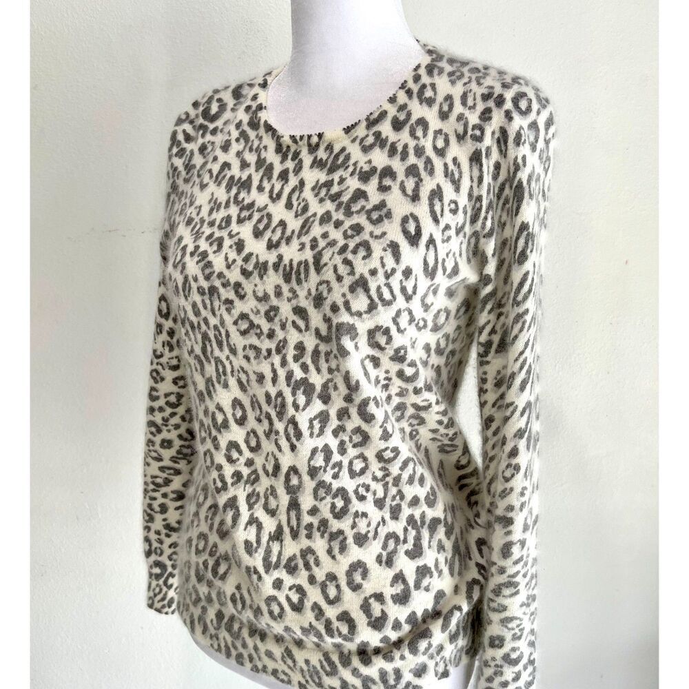 Ann Taylor sweater rabbit hear nylon spandex animal print casual women's SP